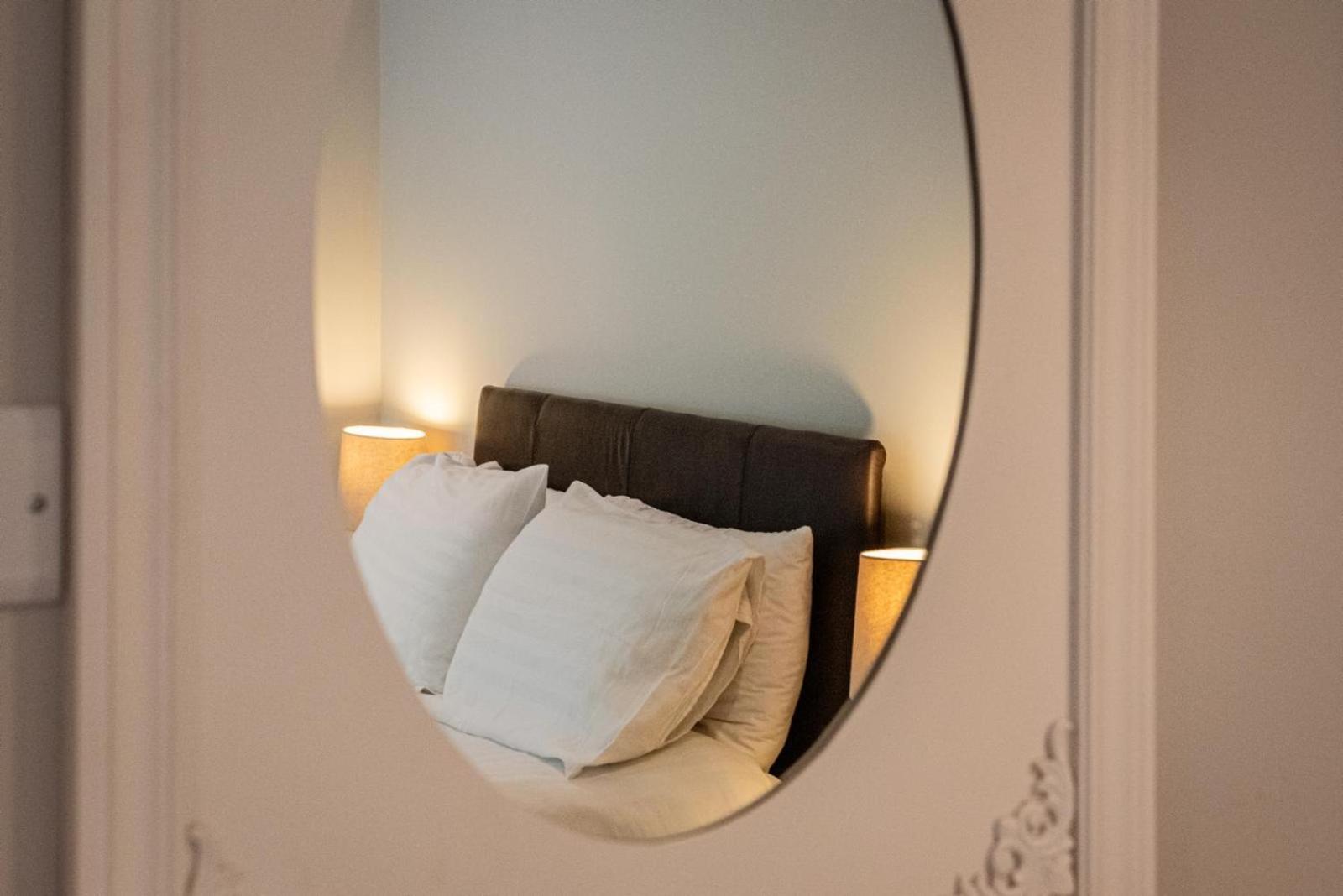 Quiet Self Contained Cottage Near Delamere Forest 커딩턴 외부 사진